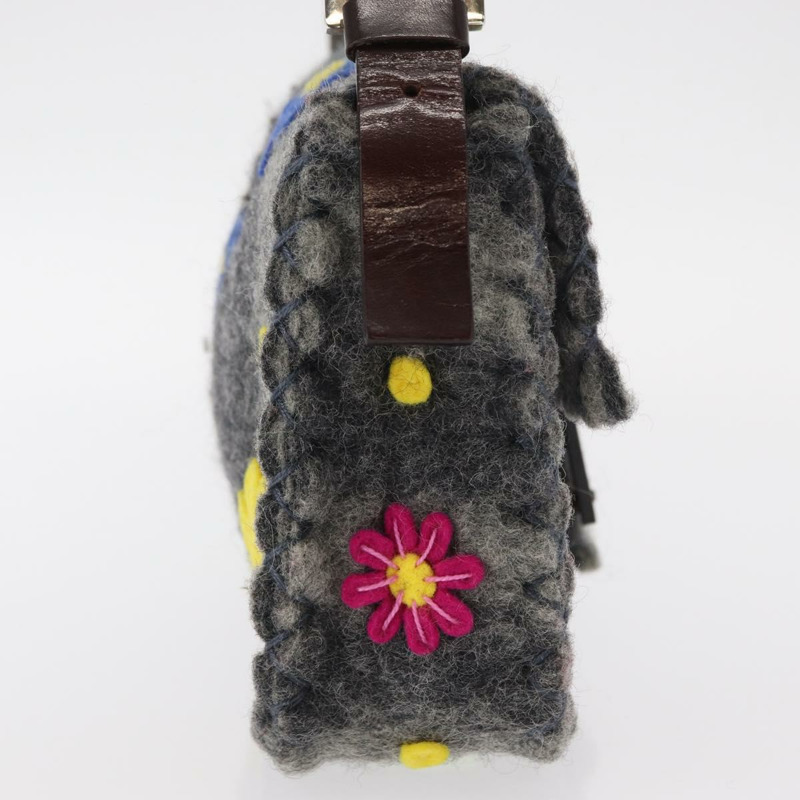 【日本直送】FENDI Floral Mamma Baguette 單肩包，毛氈材質，灰色/銀色，正品編號 157450SM-3