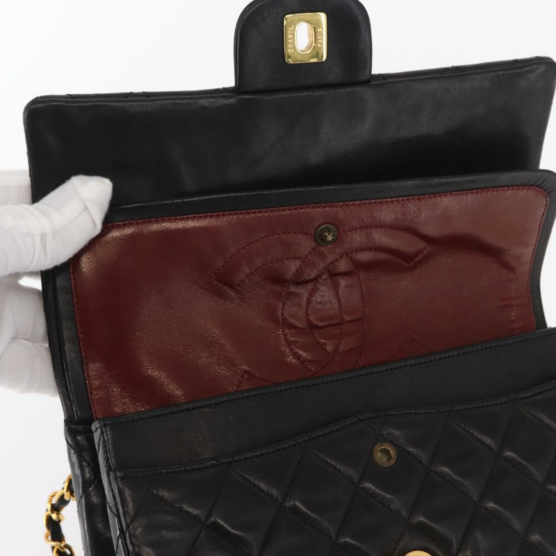 【日本直送】香奈兒 Matelasse 23 鏈條肩背包，羊皮材質，黑色，金色雙C標誌，正品編號 158930SAV-8