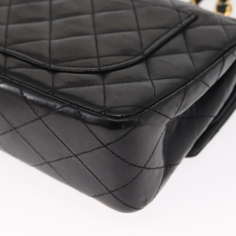 【日本直送】香奈兒 Matelasse 23 鏈條肩背包，羊皮材質，黑色，金色雙C標誌，正品編號 158930SAV-16