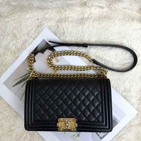 Chanel Leboy 黑色 菱格紋 羊皮 中號 金扣