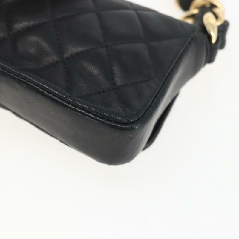 【日本直送】香奈兒 (CHANEL) 鏈條迷你絎縫 11 肩背包，羊皮材質，黑色，CC 標誌，正品編號 158892SM-15