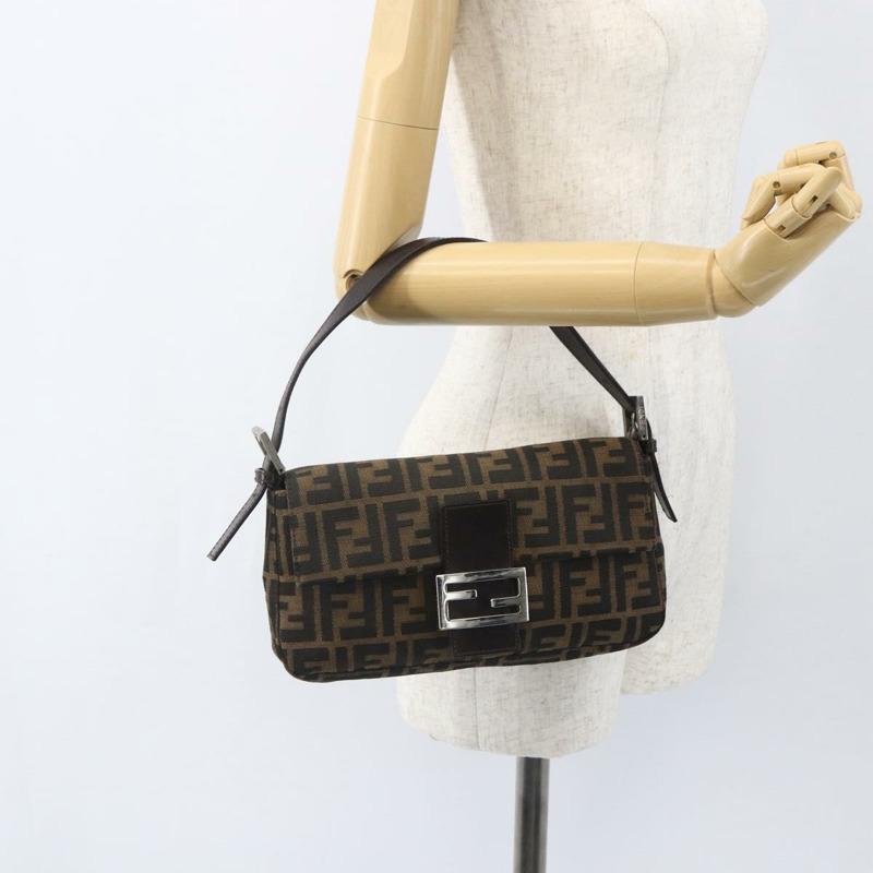 【日本直送】FENDI Zucca帆布Mamma Baguette單肩包 黑色棕色 正品 158887SM-22