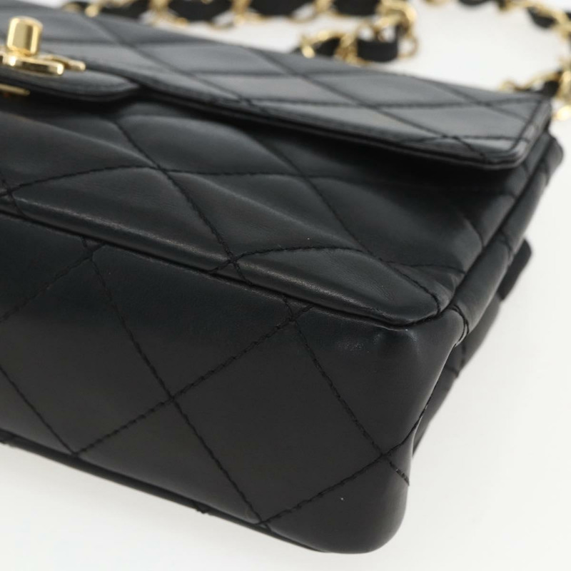 【日本直送】香奈兒 Matelasse 25 鏈條肩背包，羊皮材質，黑色，金色雙C標誌，正品編號 158905SAM-8