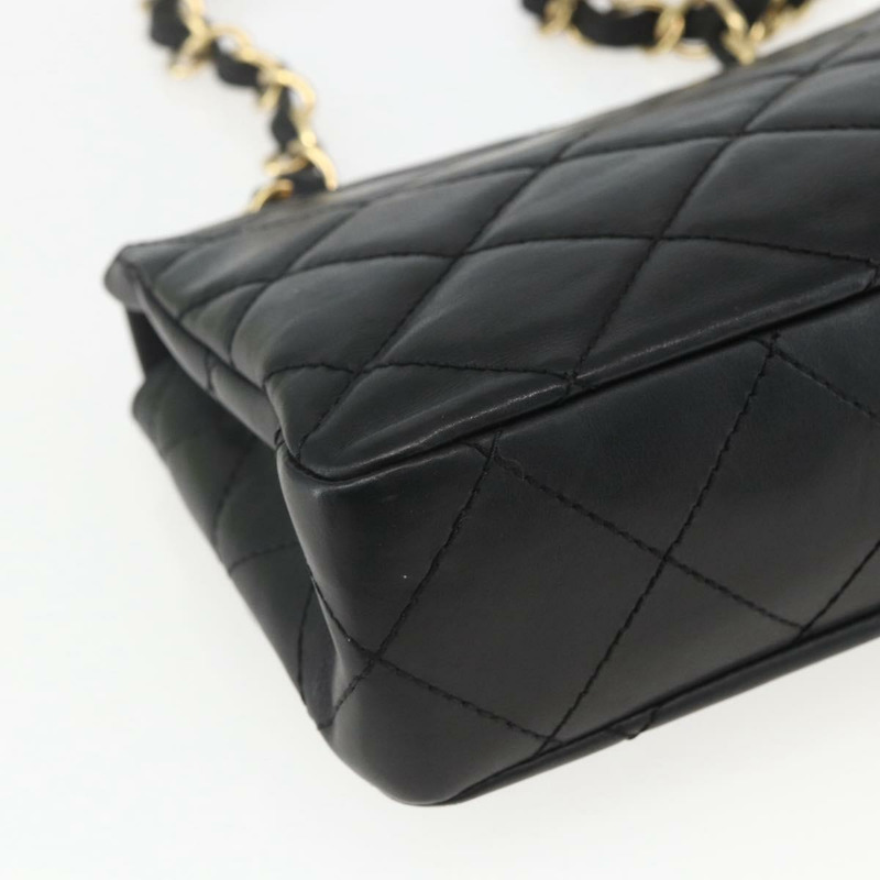 【日本直送】香奈兒 Matelasse 25 鏈條肩背包，羊皮材質，黑色，金色雙C標誌，正品編號 158905SAM-15