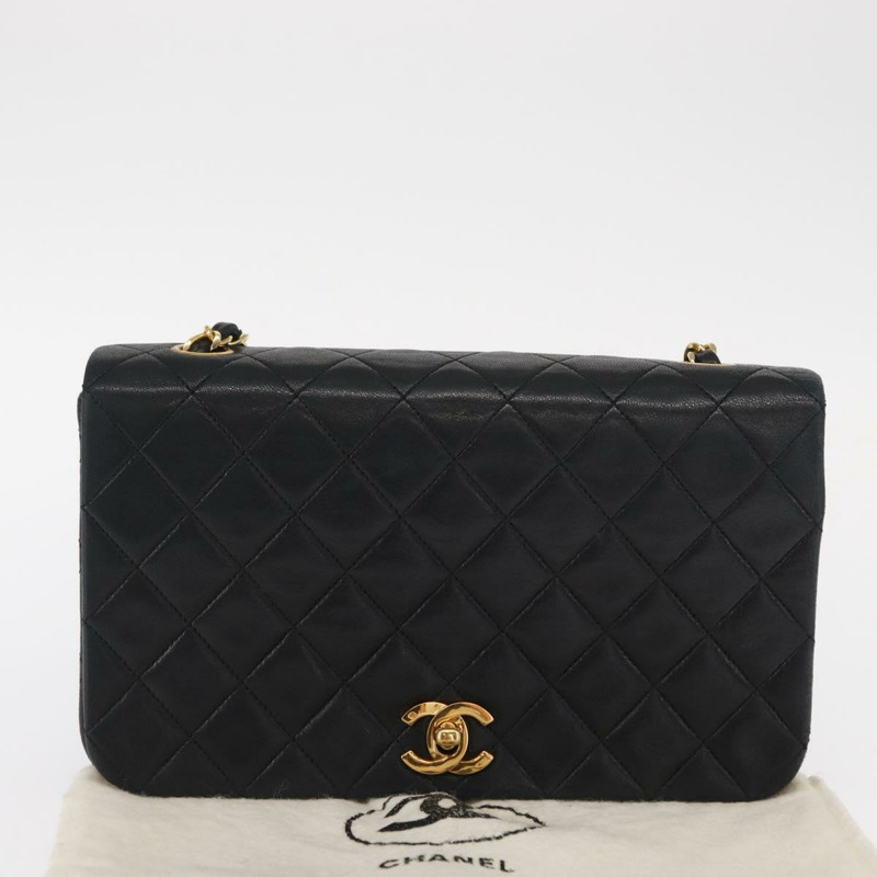 【日本直送】香奈兒 (CHANEL) 絎縫鏈條肩背包，羊皮材質，黑色，金色雙C標誌，正品編號 158097SAV-11