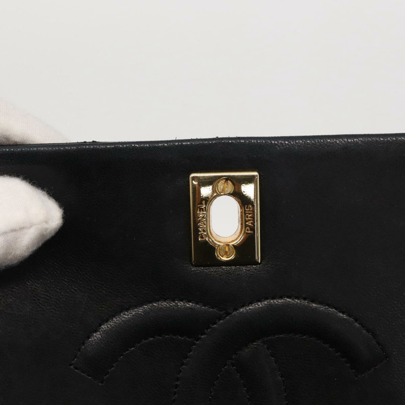 【日本直送】香奈兒 (CHANEL) 絎縫鏈條肩背包，羊皮材質，黑色，金色雙C標誌，正品編號 158097SAV-21