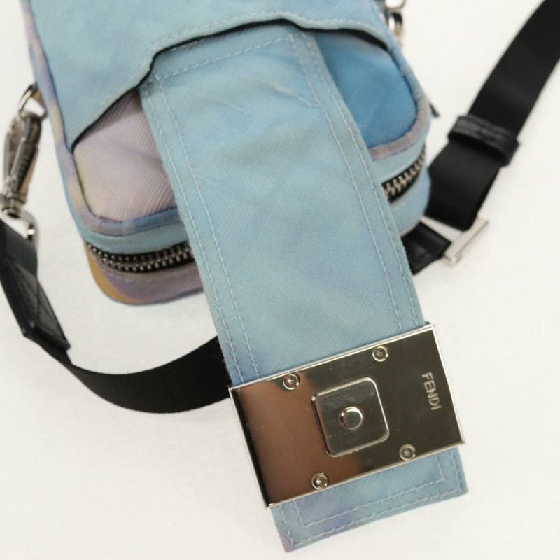 【日本直送】FENDI Zucca帆布單肩包 藍色銀色 Auth bs32097V-20