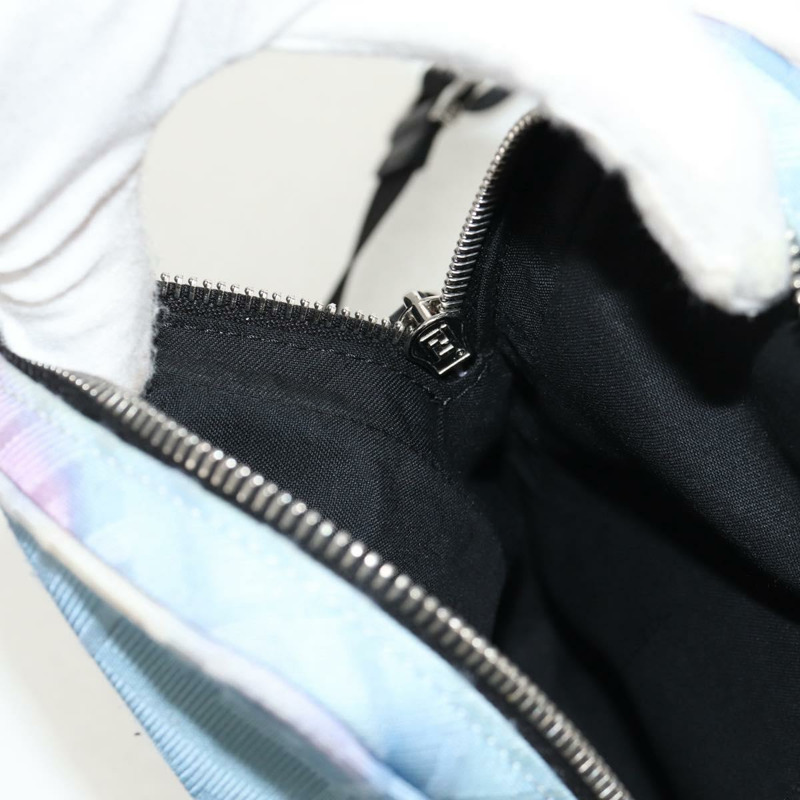 【日本直送】FENDI Zucca帆布單肩包 藍色銀色 Auth bs32097V-25