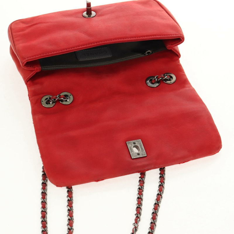 【日本直送】香奈兒 (CHANEL) Matelasse 鏈條肩背包，紅色皮革，CC 標誌，貨號 158008V-18