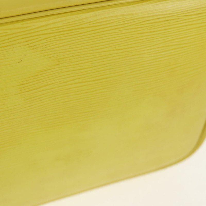 【日本直送】路易威登 Epi Petit Noe 肩背包 開心果綠 LV 正品 157915V-6