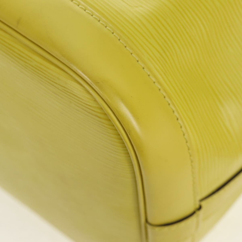 【日本直送】路易威登 Epi Petit Noe 肩背包 開心果綠 LV 正品 157915V-15