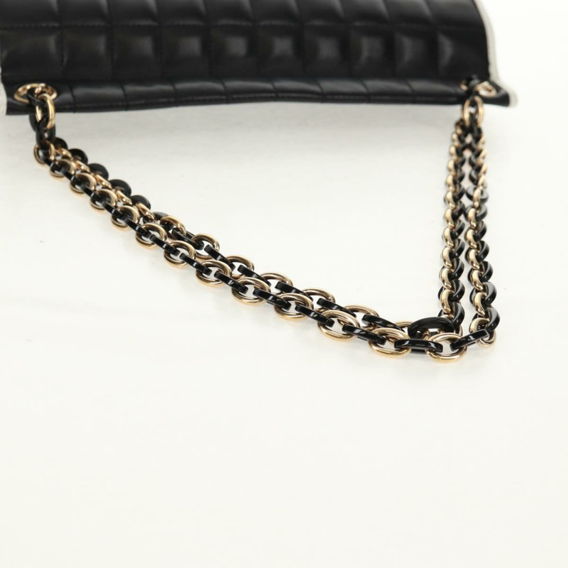 【日本直送】香奈兒 Choco Bar 鏈條肩背包，羊皮材質，黑色/白色，CC 標誌，正品編號 159582V-6