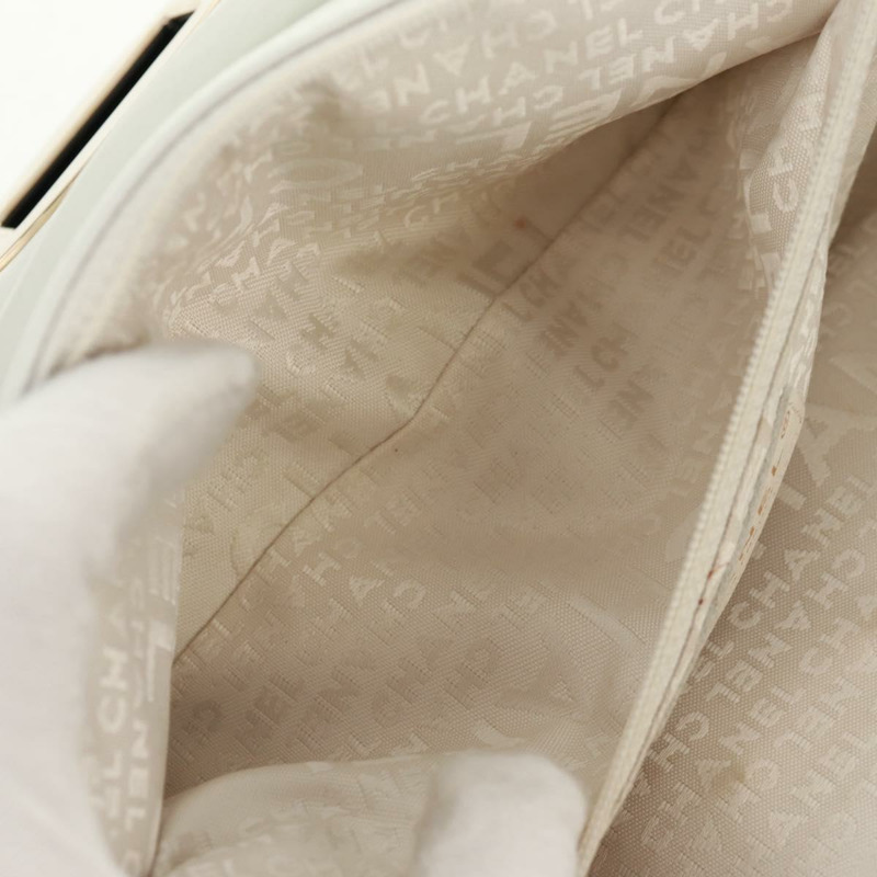 【日本直送】香奈兒 Choco Bar 鏈條肩背包，羊皮材質，黑色/白色，CC 標誌，正品編號 159582V-24