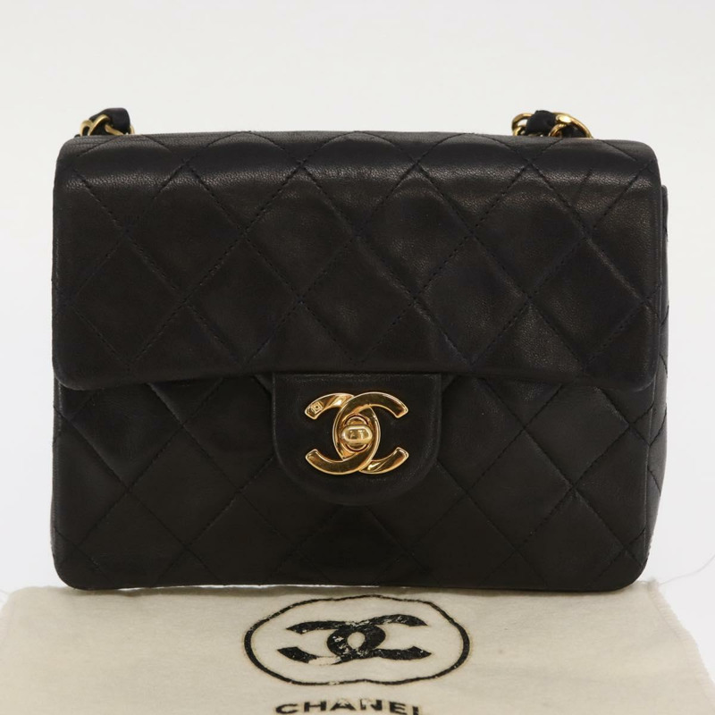 【日本直送】香奈兒 (CHANEL) 絎縫鏈條單肩包，羊皮材質，金色/黑色，CC標誌，正品編號 158863SAV-11