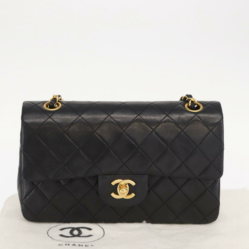 【日本直送】香奈兒鏈條雙蓋絎縫23包，羊皮材質，黑色金色雙C標誌，正品編號158862SM-11