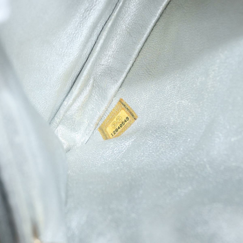 【日本直送】香奈兒 2.55 絎縫鏈條肩背包 小牛皮 銀色 金色 CC 標誌 正品 159583-10