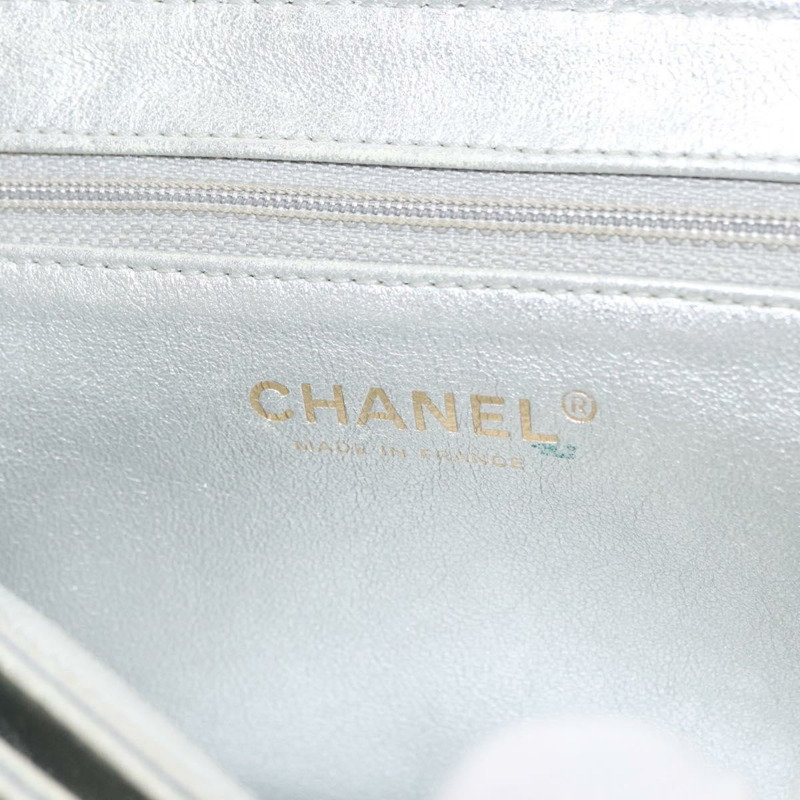 【日本直送】香奈兒 2.55 絎縫鏈條肩背包 小牛皮 銀色 金色 CC 標誌 正品 159583-18