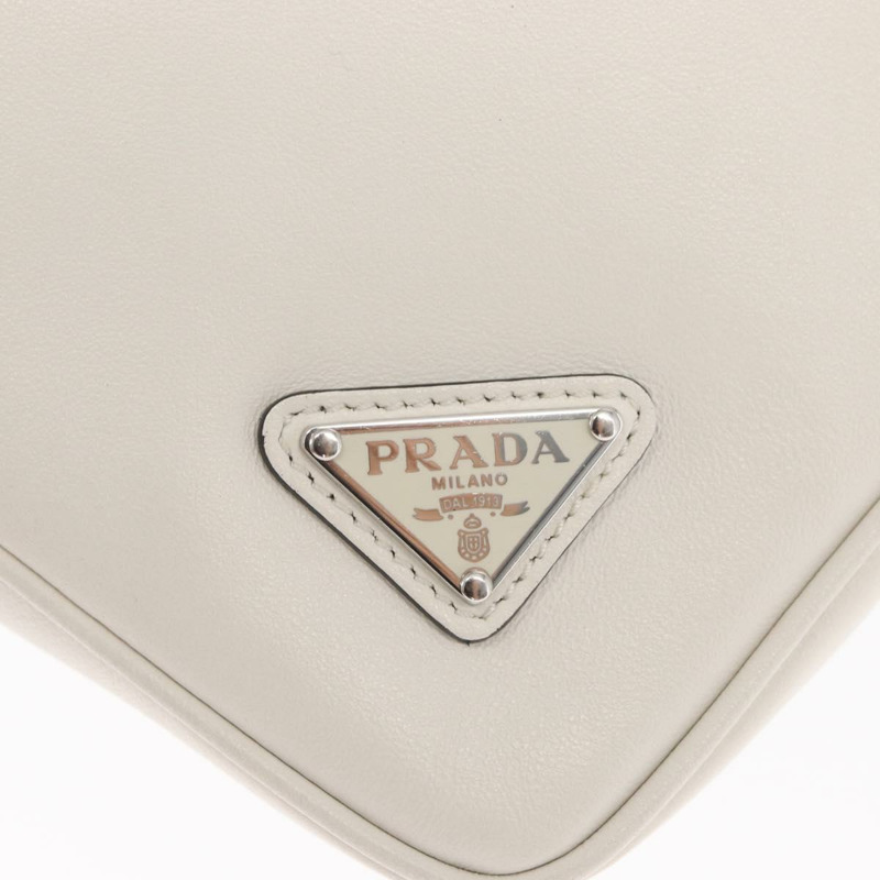 【日本直送】PRADA 銀白色皮革手拿包 正品 159445V-18