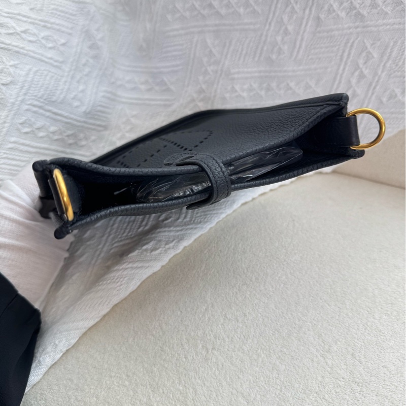 愛馬仕 Evelyne Mini 伊芙琳 黑金 單肩包斜挎包-5