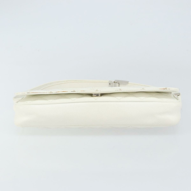 【日本直送】香奈兒 (CHANEL) 菱格紋鏈條肩背包，魚子醬紋皮革，白色，銀色，CC標誌，正品 am10305V-4