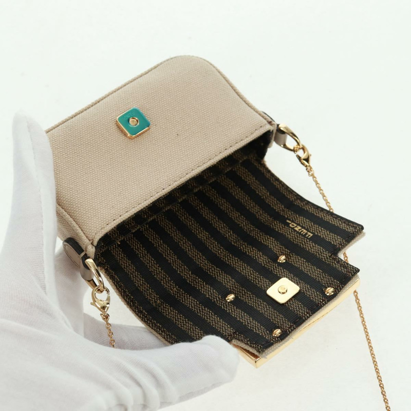 【日本直送】FENDI Zucca帆布Nano水桶包吊飾手拿包 米色 金 正品 161204-8