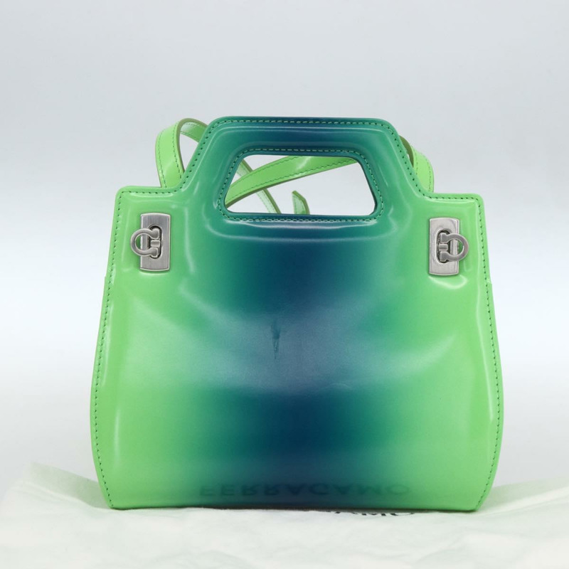 【日本直送】Salvatore Ferragamo 琺瑯雙肩米色金色手提包 Auth am10190V-11