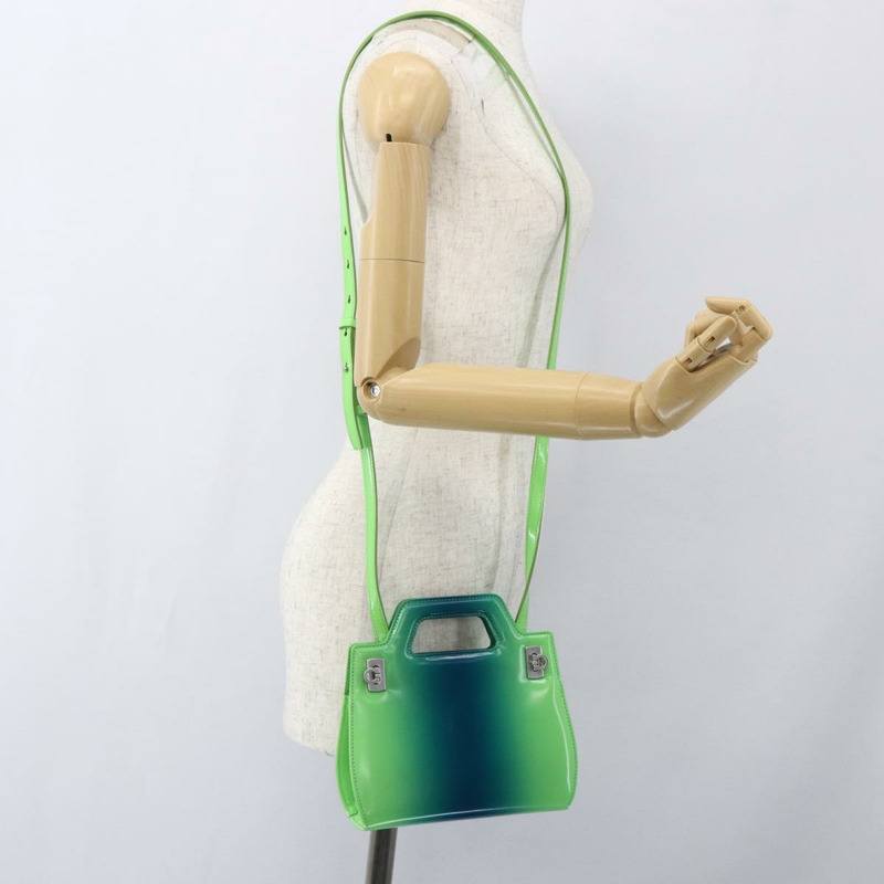 【日本直送】Salvatore Ferragamo 琺瑯雙肩米色金色手提包 Auth am10190V-20