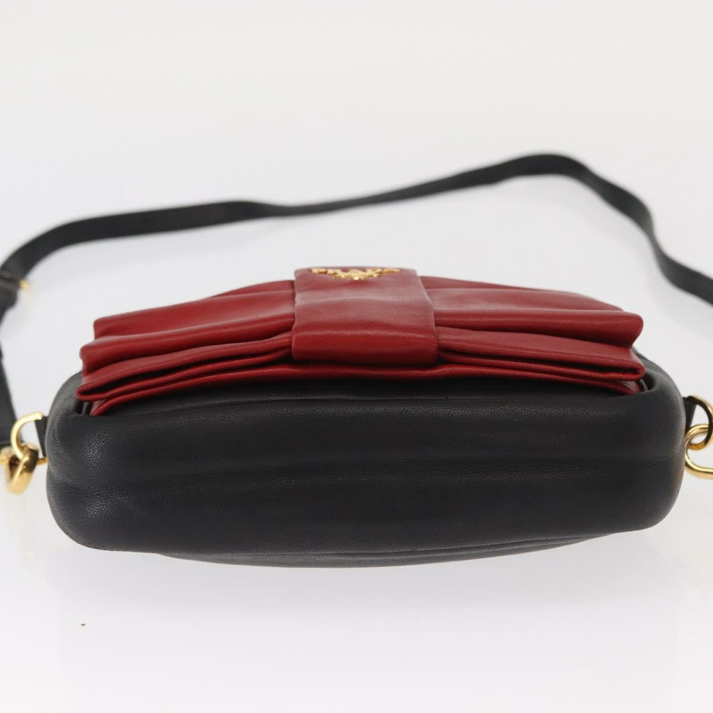【日本直送】PRADA 黑色金色皮革肩背包，正品 161530V-5