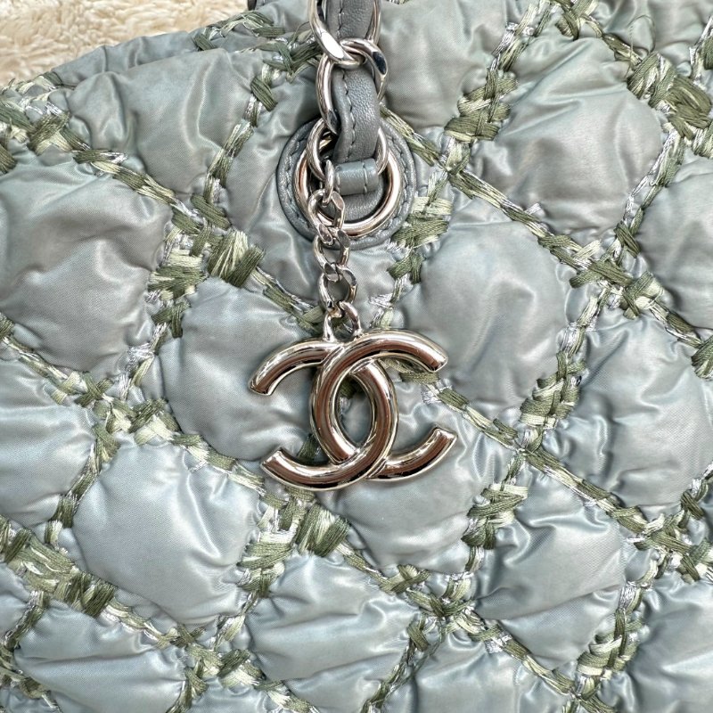 Chanel shoulder bag-5