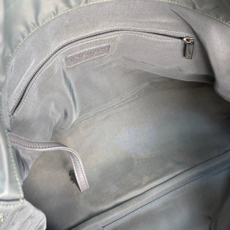 Chanel shoulder bag-8