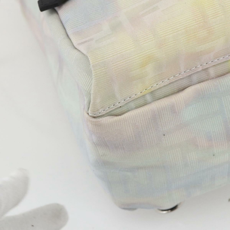 【日本直送】FENDI Zucca帆布單肩包 尼龍 白色 銀色 正品 am10182V-15