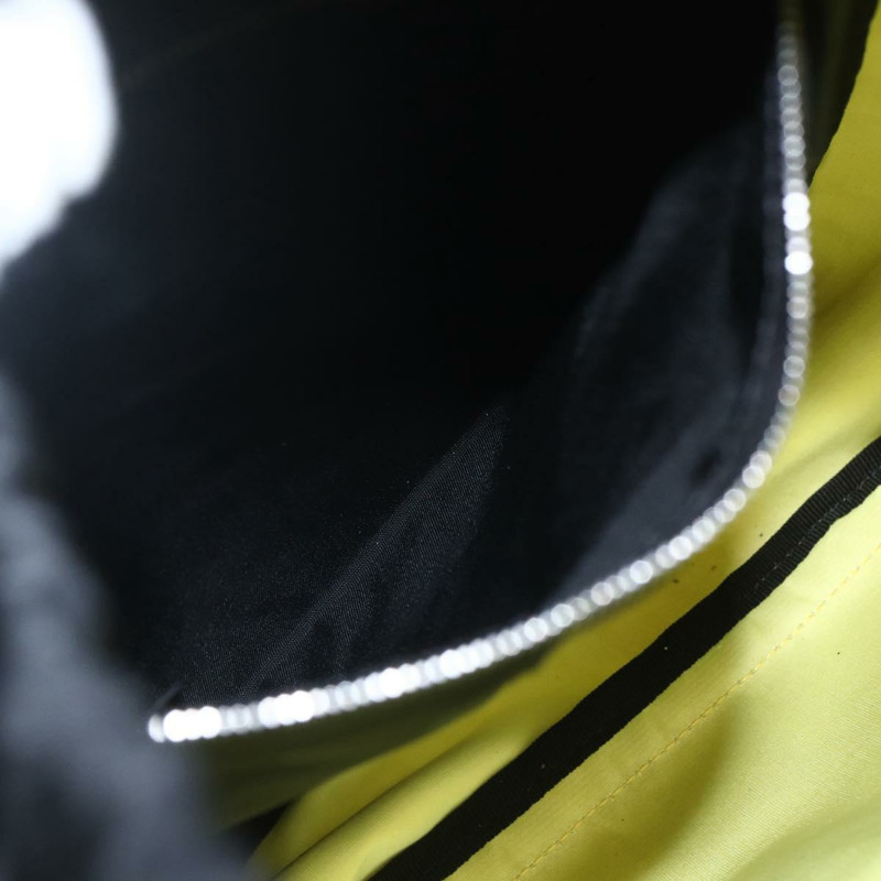 【日本直送】FENDI Zucca帆布單肩包 尼龍 白色 銀色 正品 am10182V-23