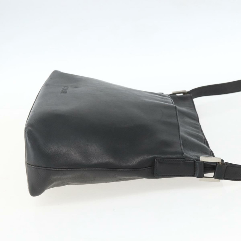 【日本直送】香奈兒黑色銀色雙C標誌皮革單背包 正品 BA9339-3