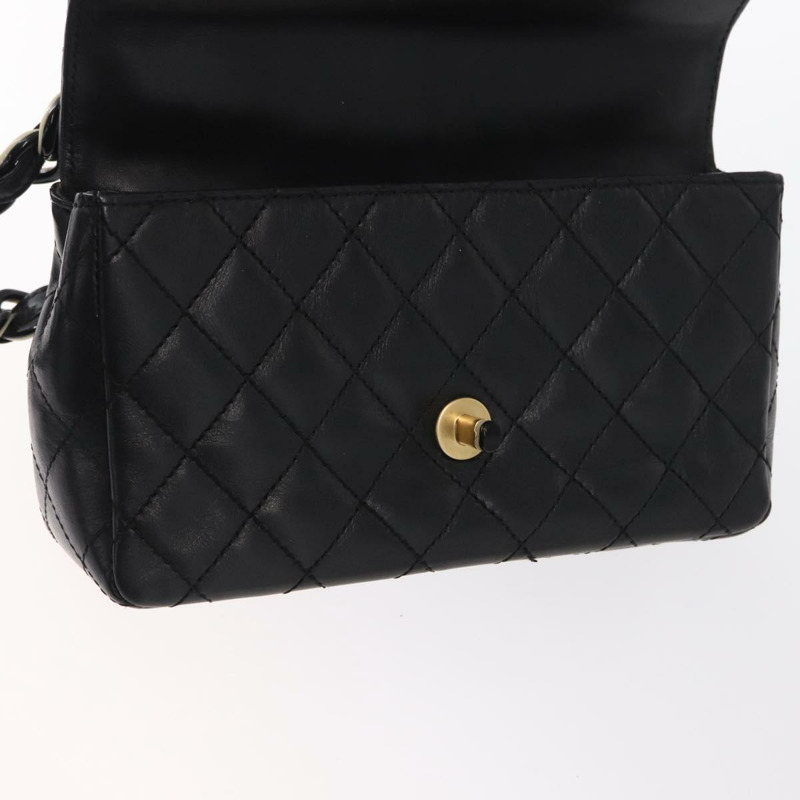 【日本直送】香奈兒鏈絎縫20吋Boy Chanel包，羊皮材質，黑色銀色雙C標誌，正品ka1271V-19