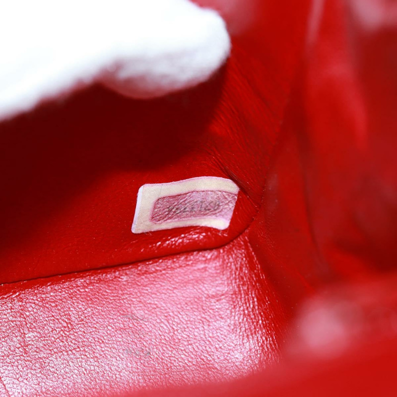 【日本直送】香奈兒 (CHANEL) 鏈條迷你絎縫 19 肩背包，羊皮材質，紅色，金色雙 C 標誌，正品編號 159916SAV-9