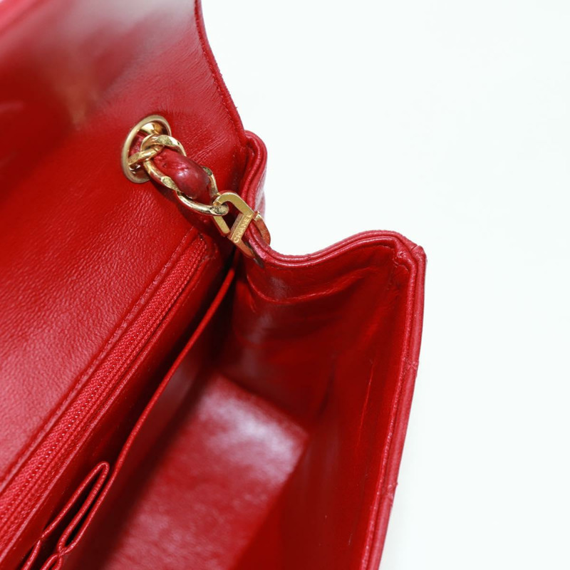 【日本直送】香奈兒 (CHANEL) 鏈條迷你絎縫 19 肩背包，羊皮材質，紅色，金色雙 C 標誌，正品編號 159916SAV-22