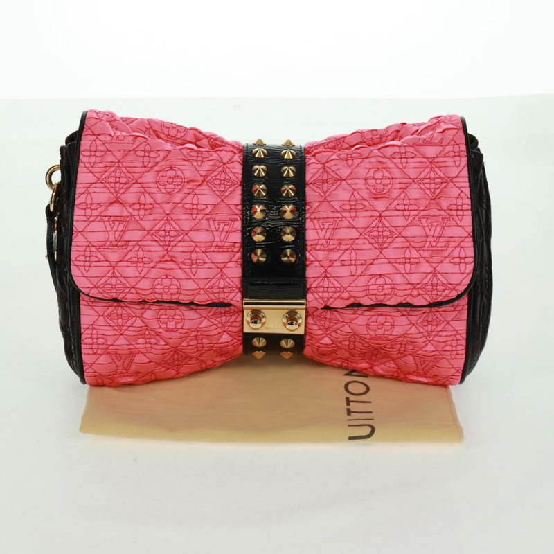 【日本直送】路易威登 Monogram Coquette 手拿包緞面皮革粉紅正品 159918SAV-11
