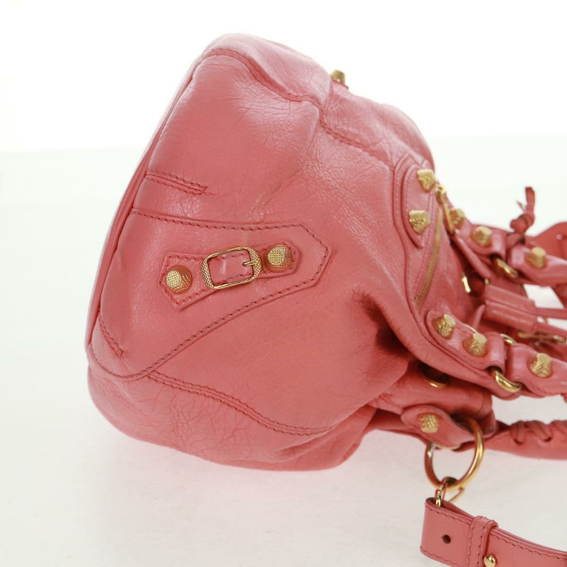 【日本直送】BALENCIAGA 巨型迷你絨球手提包 皮革 2way 粉金配色 正品 161592V-3