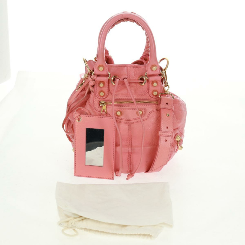 【日本直送】BALENCIAGA 巨型迷你絨球手提包 皮革 2way 粉金配色 正品 161592V-28