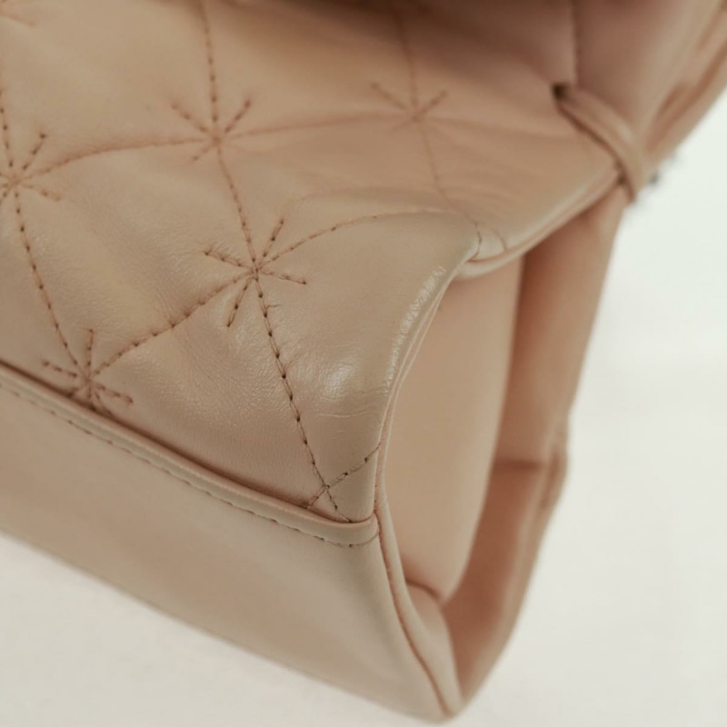 【日本直送】香奈兒 Chain Matelasse 2.55 單肩包，羊皮材質，粉紅色，銀色雙C標誌，正品編號 161670V-15