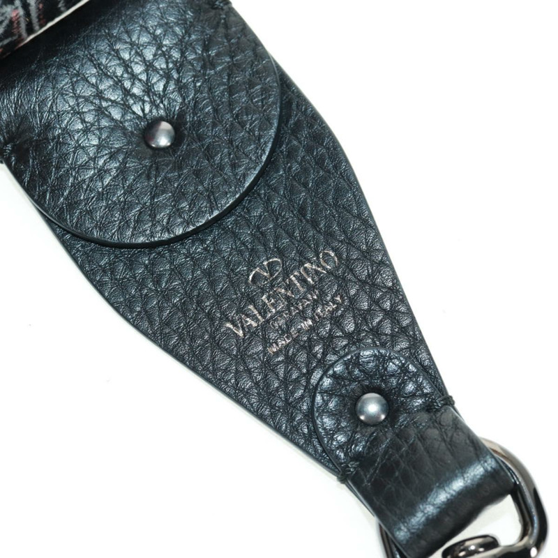 【日本直送】VALENTINO 鉚釘單肩包 皮革 黑色 銀色 正品 164070SAV-21