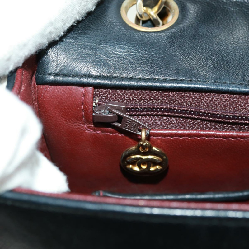 【日本直送】香奈兒 (CHANEL) 絎縫鏈條單肩包，羊皮材質，黑色，金色雙C標誌，正品編號 157555SAV-23