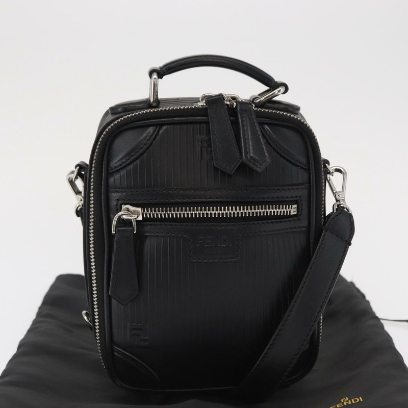 【日本直送】FENDI 旅行迷你包手提包真皮兩用黑色銀色正品 ka1501M-11