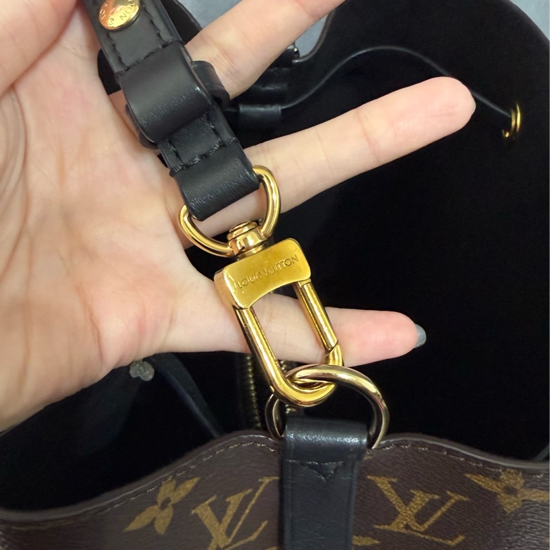 Lv水桶包 黑色 芯片款-10