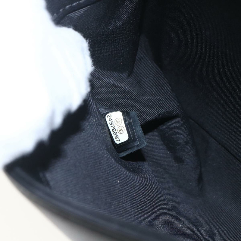 【日本直送】香奈兒 (CHANEL) 鏈條 Boy Chanel V 縫線包 皮革 黑色 銀色 CC 正品 ka1417SAM-11