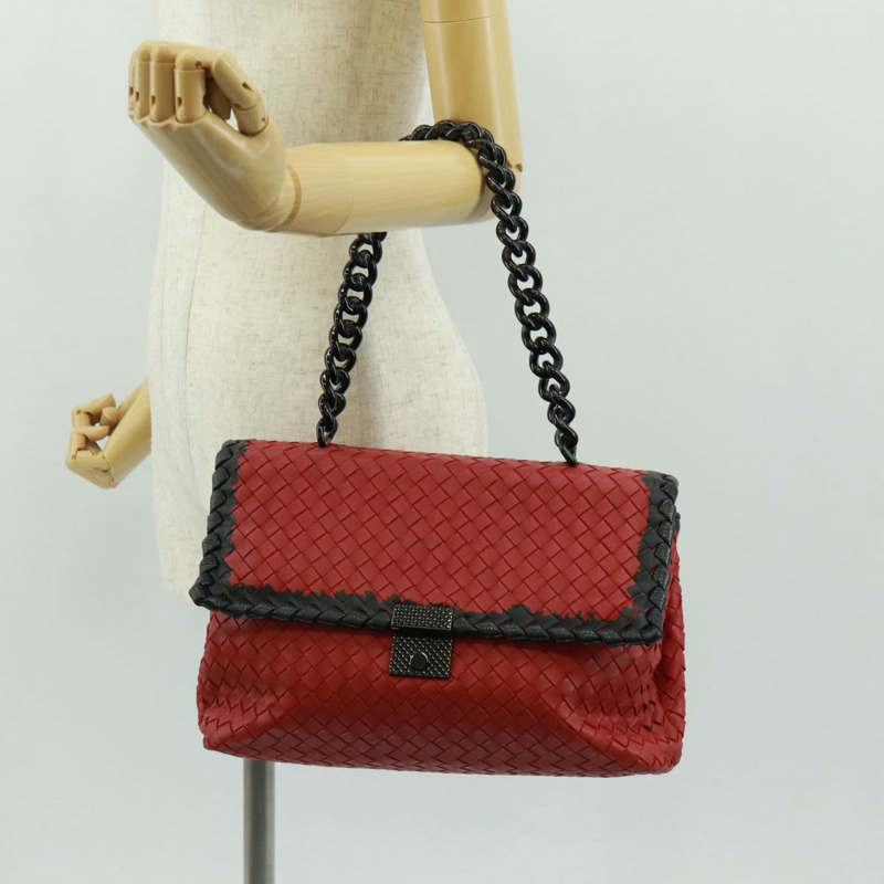【日本直送】BOTTEGA VENETA INTRECCIATO 皮革紅色肩包 正品 154274V-25