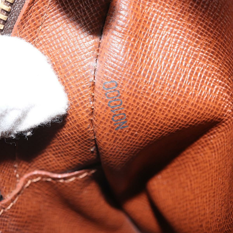 【日本直送】路易威登 Monogram Blois 肩背包 M51221 LV 正品 166140-10