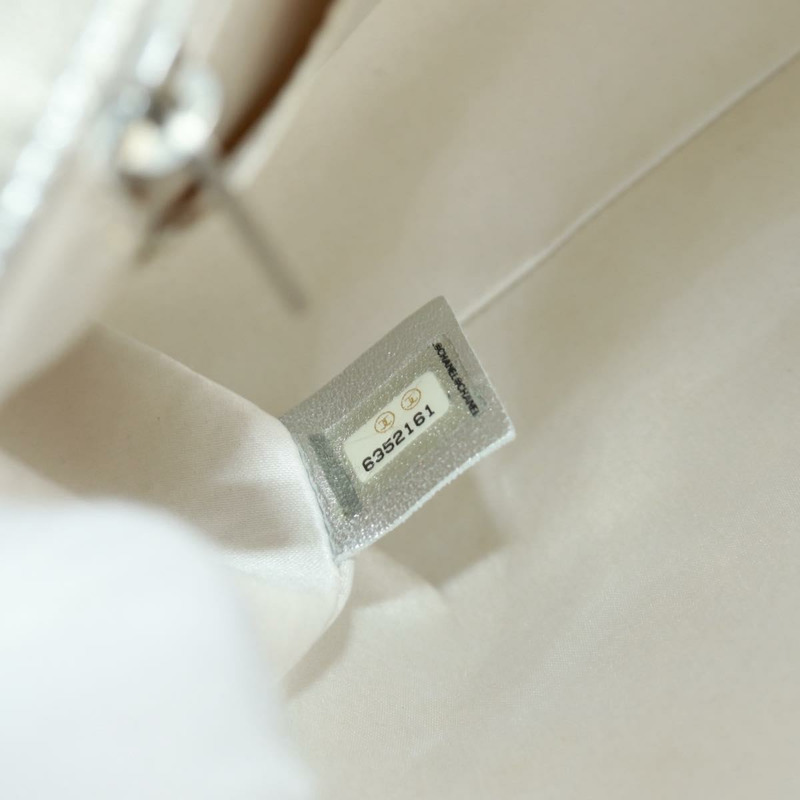 【日本直送】香奈兒新款旅行系列 Choco Bar 25 鏈條包 尼龍銀色 CC 標誌 Auth 165427V-9