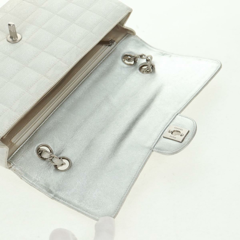 【日本直送】香奈兒新款旅行系列 Choco Bar 25 鏈條包 尼龍銀色 CC 標誌 Auth 165427V-19