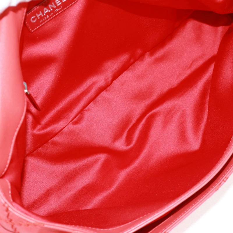 【日本直送】香奈兒 Ultra Stitch 鏈條肩背包，羊皮材質，紅色，銀色雙C標誌，貨號 165469M-8